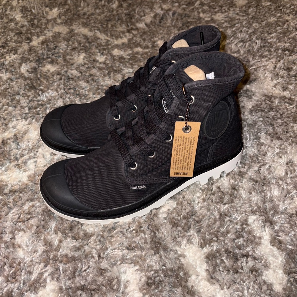 Palladium Women’s Black Canvas Boots